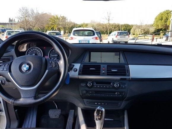 left hand drive BMW X5 (01/06/2011) -  