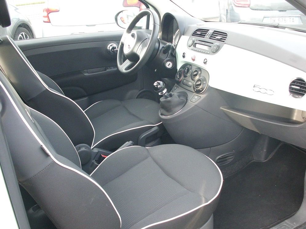 left hand drive FIAT 500 (01/04/2009) -  