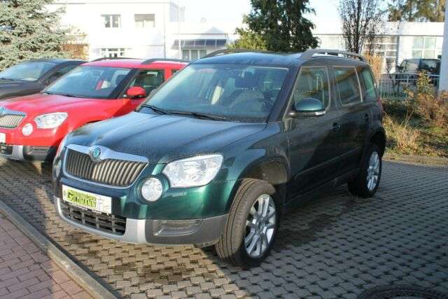 lhd SKODA YETI (01/04/2012) - 