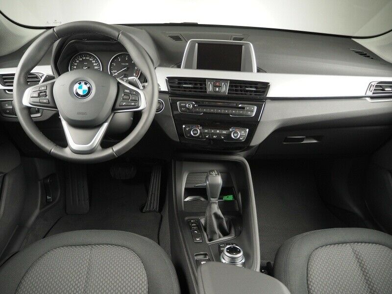 lhd car BMW X1 (01/04/2017) - 