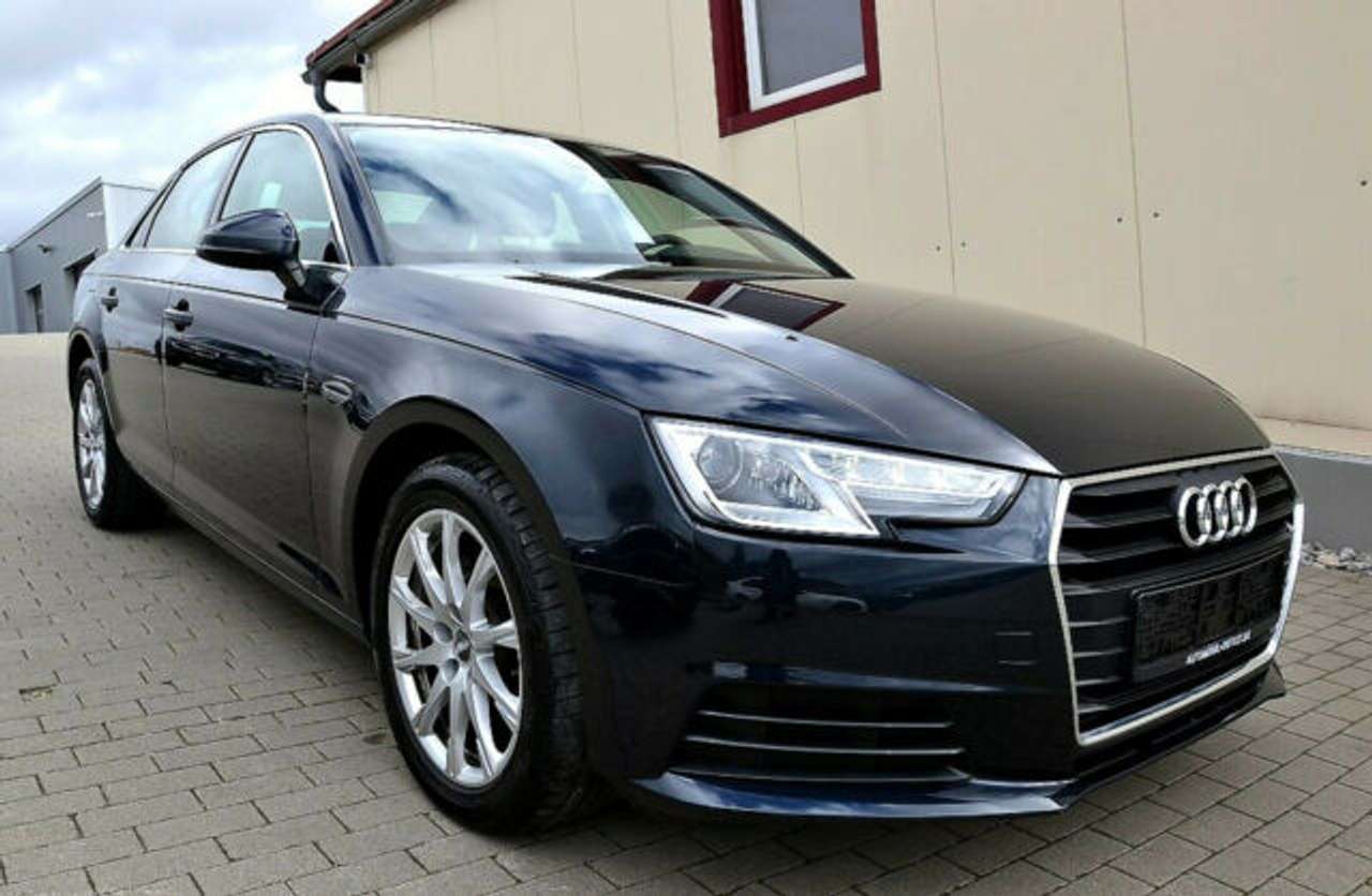 Left hand drive AUDI A4  2.0 TDI S tronic*MMI.NAV