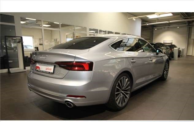 AUDI A5 (01/00/218) - 