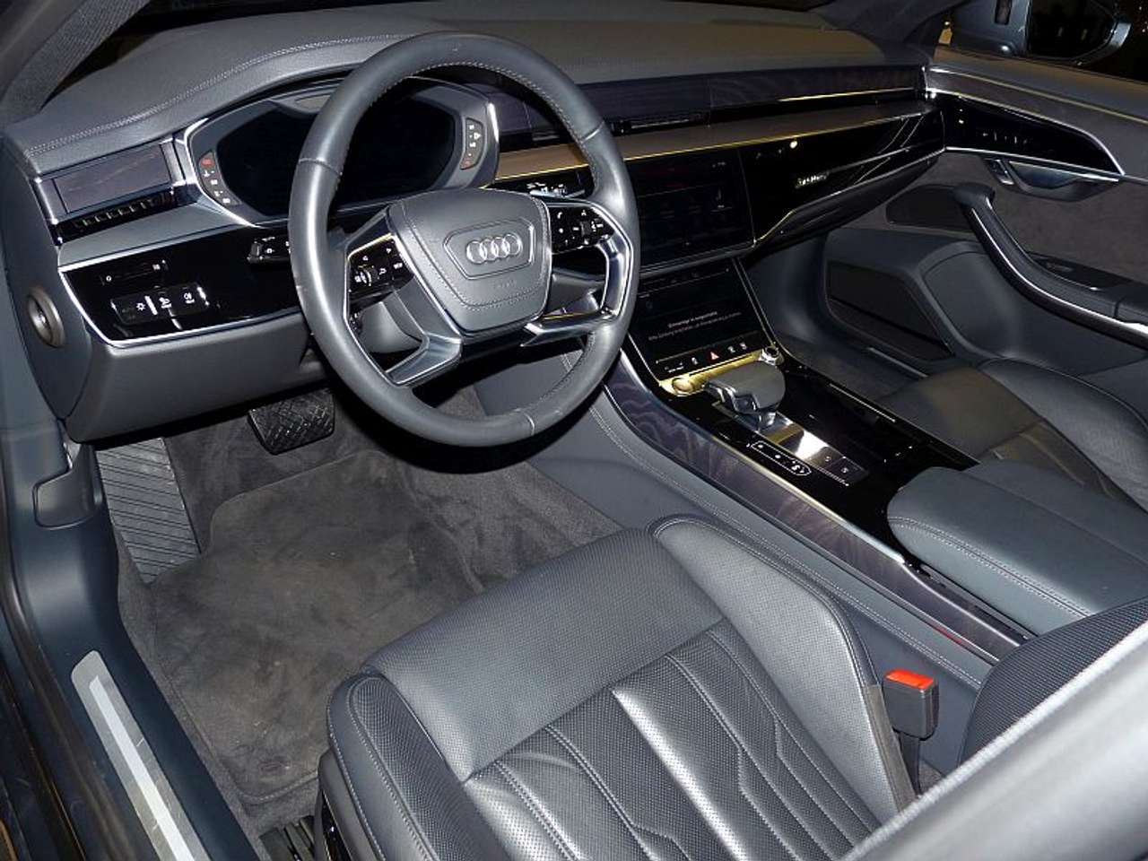 AUDI A8 (01/07/2018) - 