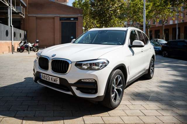 Left hand drive BMW X3  sDrive 18dA Business Spanish reg