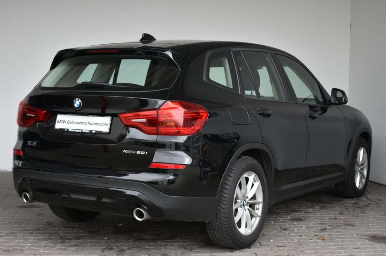 Left hand drive BMW X3  xDrive 20iA 