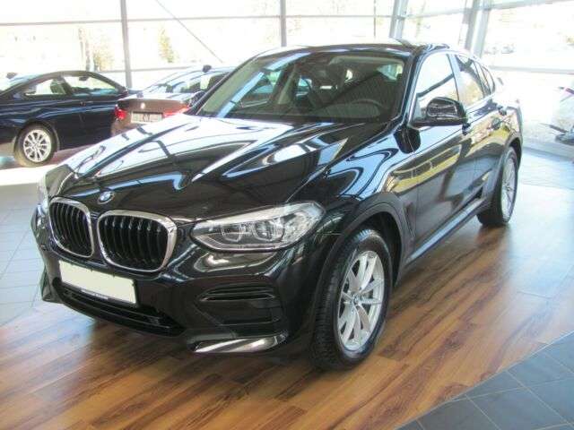 Left hand drive BMW X4 xDrive30i Advantage