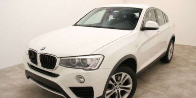 Left hand drive BMW X4  xDrive20d