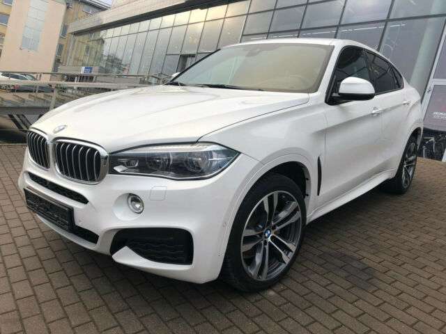 Left hand drive BMW X6 xDrive35i Head-Up