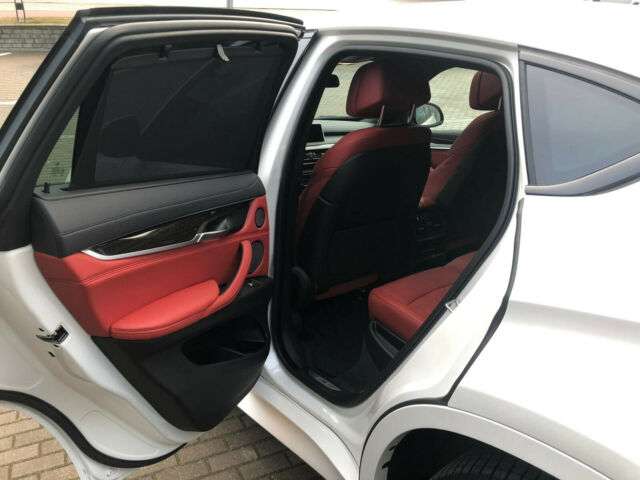 left hand drive BMW X6 (01/07/2018) -  