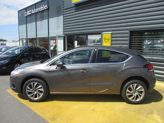 Left hand drive CITROEN DS4 1.6 e-hdi115 airdream so chic etg6 FRENCH REG