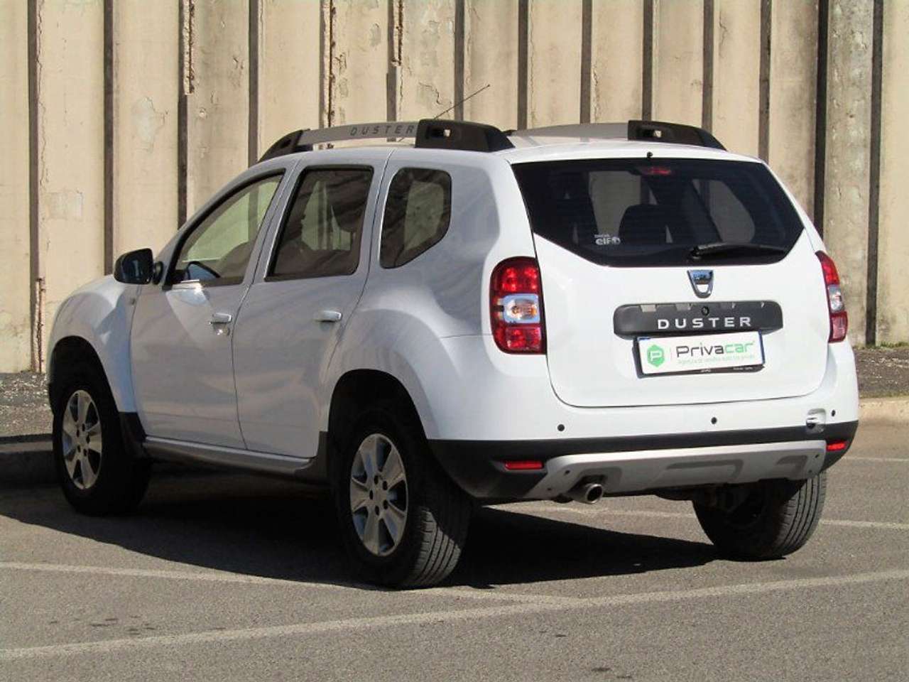 Left hand drive car DACIA DUSTER (01/01/2018) - 