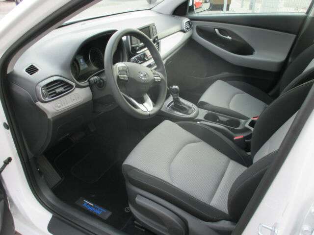 Left hand drive car HYUNDAI i30 (01/08/2018) - 