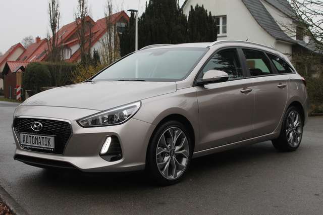 HYUNDAI i30 (01/09/2018) - 