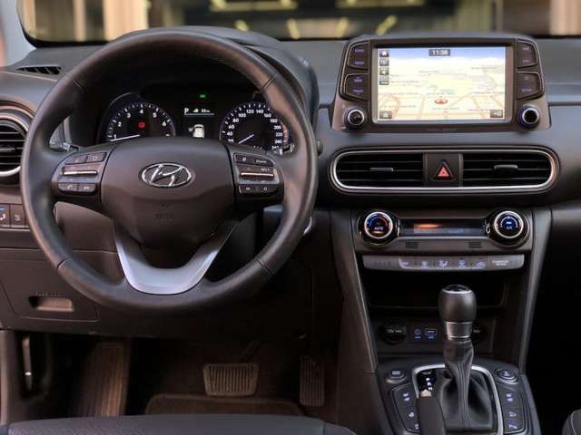 Left hand drive car HYUNDAI KONA (02/02/2018) - 