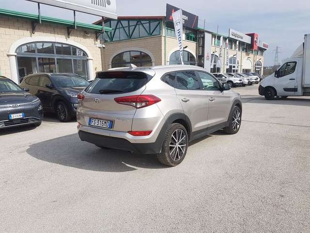 Left hand drive car HYUNDAI TUCSON (01/08/2018) - 