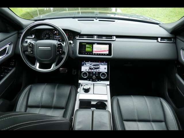 Left hand drive car LANDROVER VELAR (01/02/2018) - 