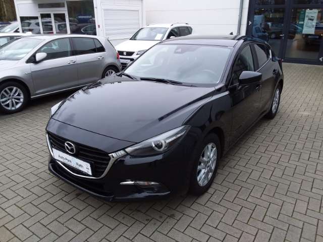 Left hand drive MAZDA 3  1.5 SKYACTIV-D Navi