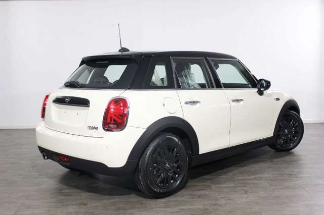 Left hand drive car MINI COOPER (01/01/2020) - 