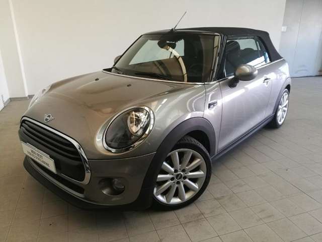 Left hand drive MINI COOPER CABRIOLET SD