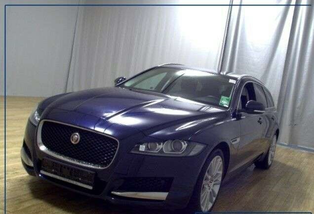 Left hand drive JAGUAR XF Sportbrake 20d AWD Prestige