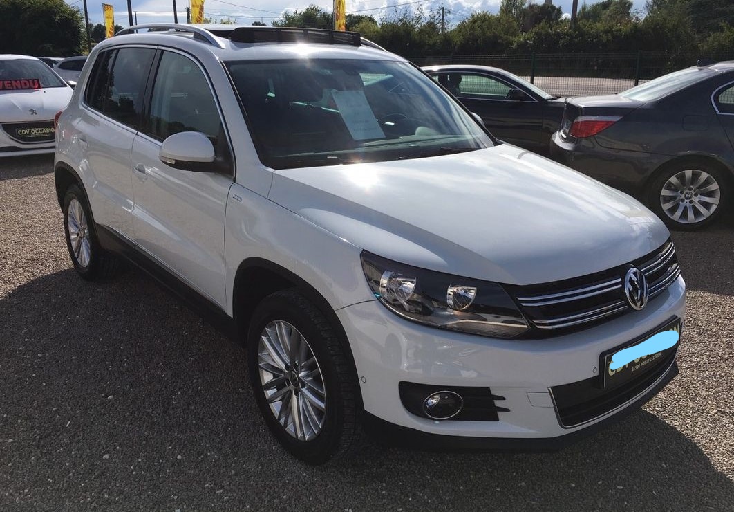 Left hand drive VOLKSWAGEN TIGUAN 2.0 TDI 4MOTION CUP FRENCH REG