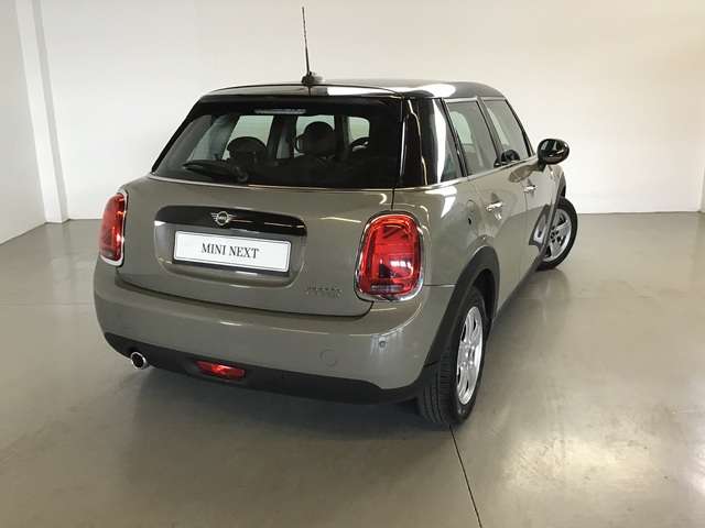 Left hand drive MINI COOPER 100 kW ( 136 CV) spanish reg