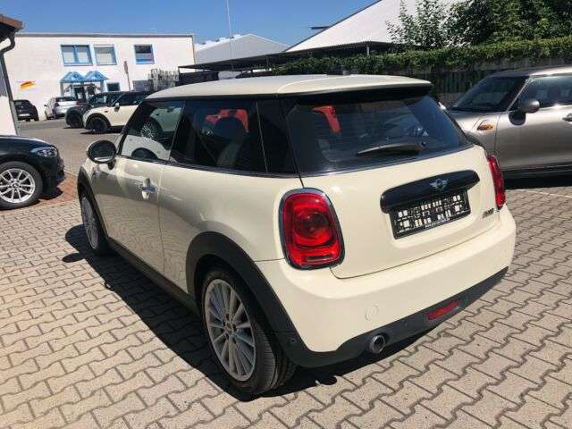 Left hand drive MINI COOPER Automatik*LED*Navi