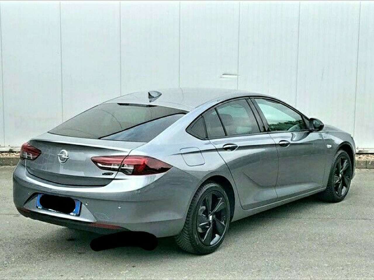 lhd car OPEL INSIGNIA (01/06/2018) - 