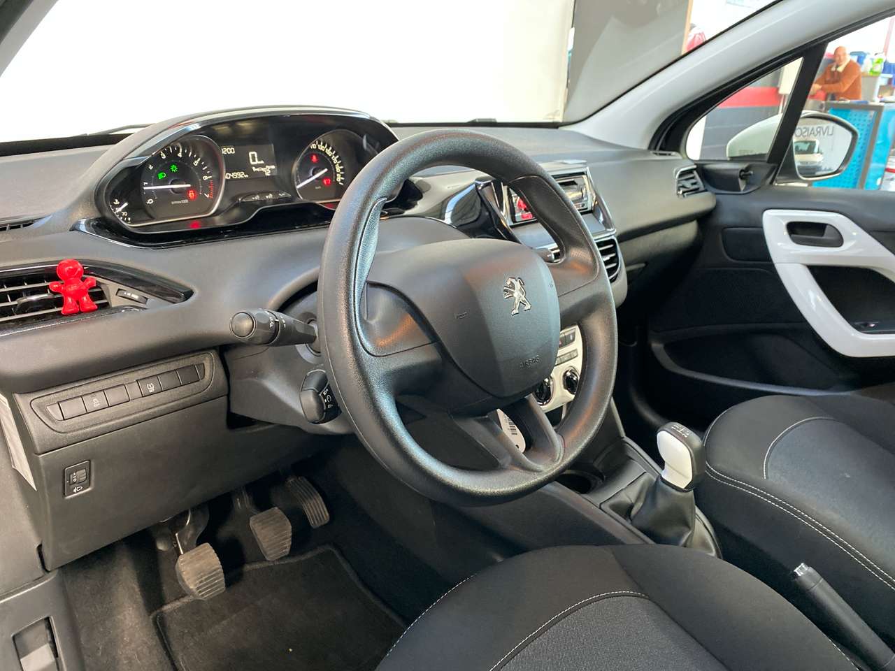 left hand drive PEUGEOT 208 (01/08/2019) -  