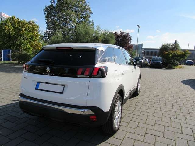 Left hand drive car PEUGEOT 3008 (01/06/2020) - 