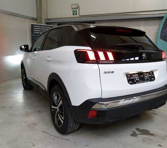 lhd car PEUGEOT 3008 (01/04/2019) - 