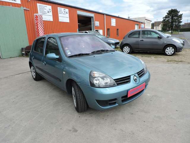 RENAULT CLIO (00/00/0) - 