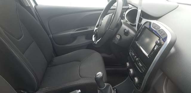 Left hand drive car RENAULT CLIO (00/00/0) - 