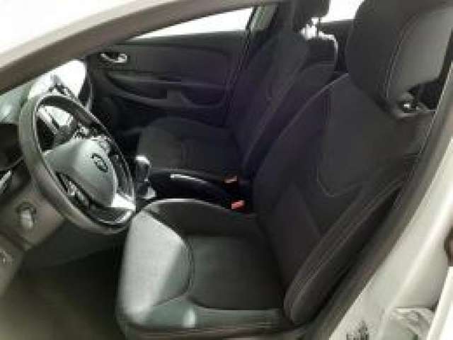 left hand drive RENAULT CLIO (00/06/0) -  