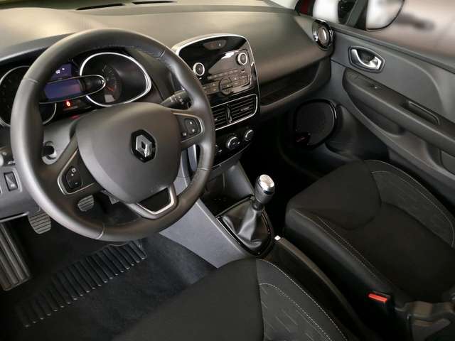 left hand drive RENAULT CLIO (00/05/9) -  