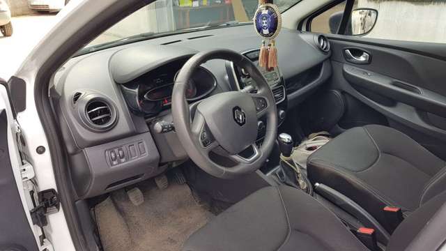 RENAULT CLIO (00/03/8) - 