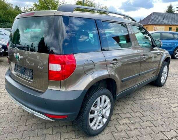 Left hand drive SKODA YETI 1.8 TSI Ambition Plus Edition 4x4