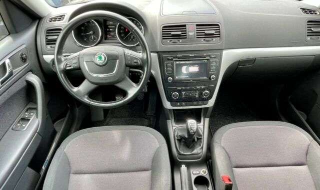 Left hand drive car SKODA YETI (01/04/2010) - 