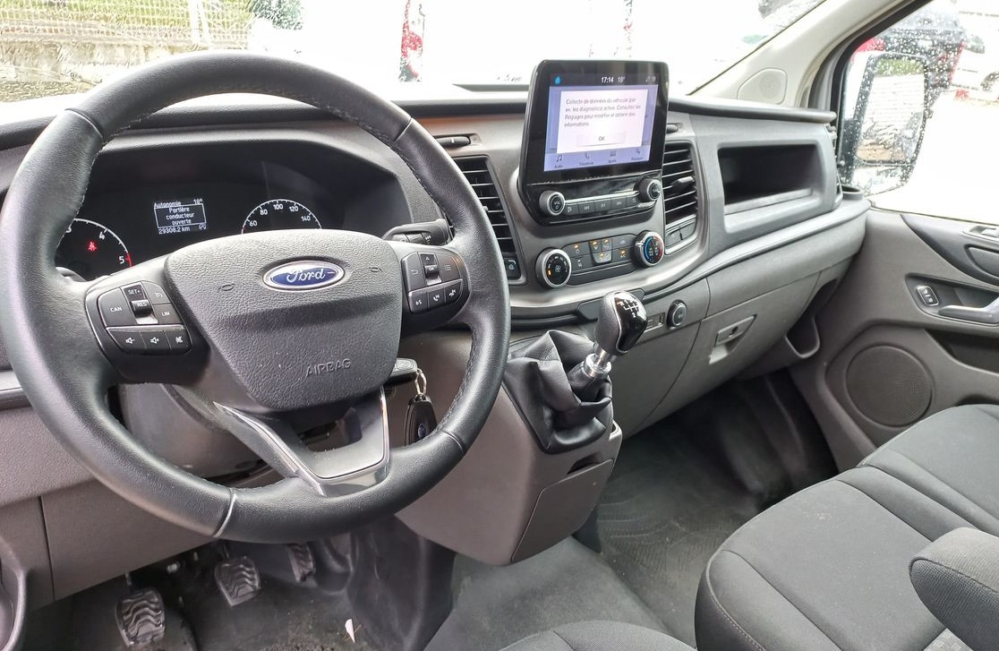 Left hand drive car FORD TRANSIT (01/04/2020) - 
