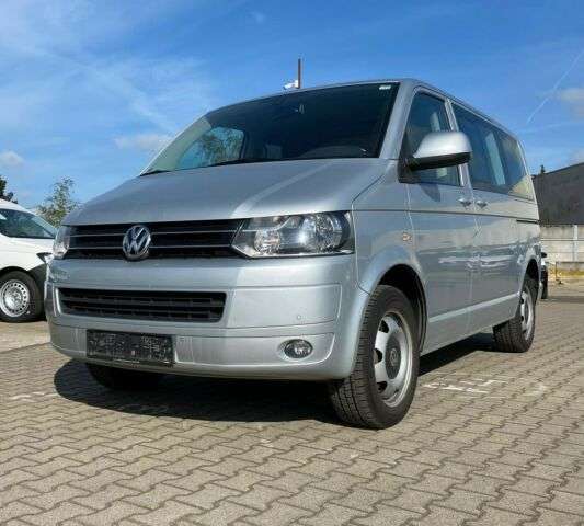 Left hand drive VOLKSWAGEN CARAVELLE T5 DSG AUTOMATIC