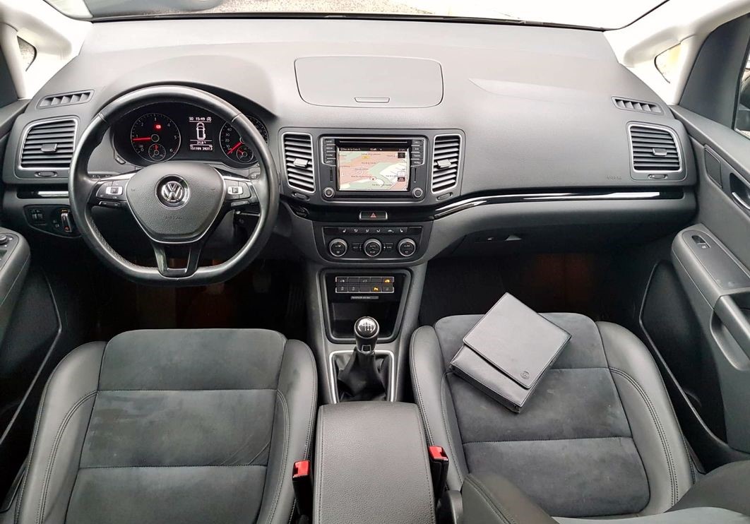 left hand drive VOLKSWAGEN SHARAN (01/04/2016) -  