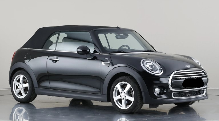 Left hand drive MINI COOPER 1.5 Cabrio FRENCH REG