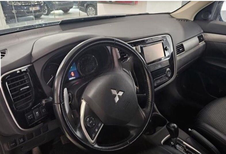 MITSUBISHI OUTLANDER (01/04/2015) - 