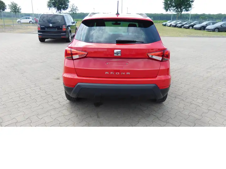 Left hand drive SEAT ARONA 1.6 Style TDI DSG 