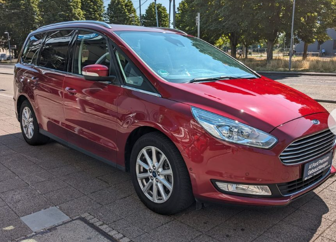 Left hand drive FORD GALAXY Titanium Automatic 7 seats