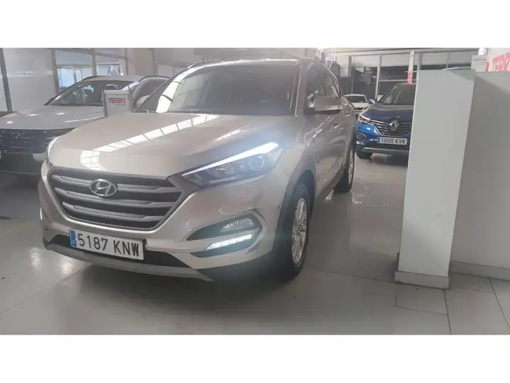 left hand drive HYUNDAI TUCSON (01/04/2018) -  