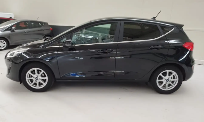 Left hand drive FORD FIESTA Titanium 5D