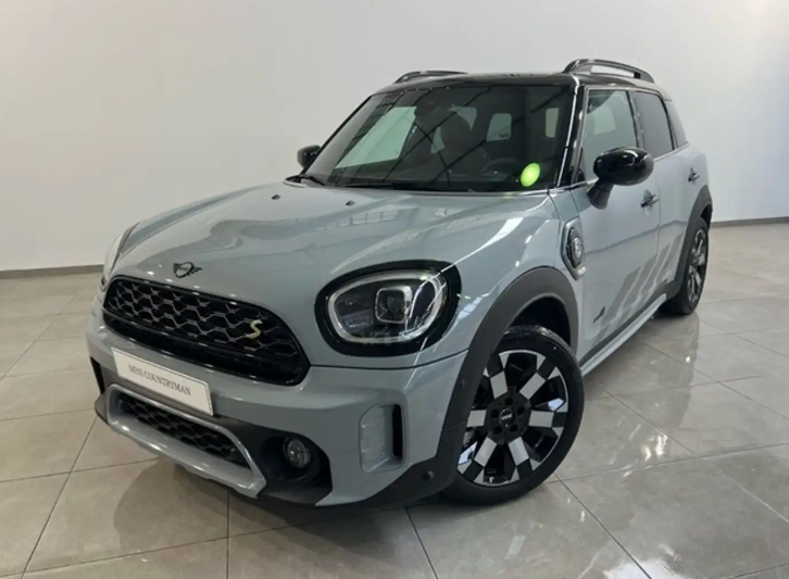 Left hand drive MINI COUNTRYMAN S E ALL4 spanish reg