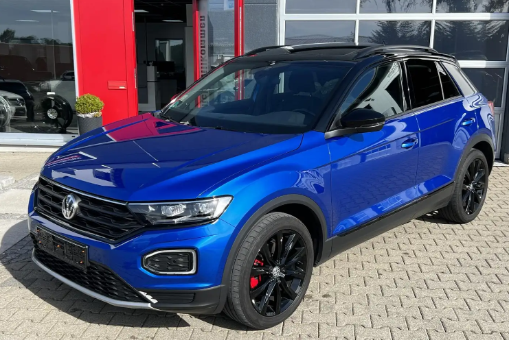 Left hand drive VOLKSWAGEN T-ROC 2.0 TDI Sport VIRTUAL Standhzg Pano LED