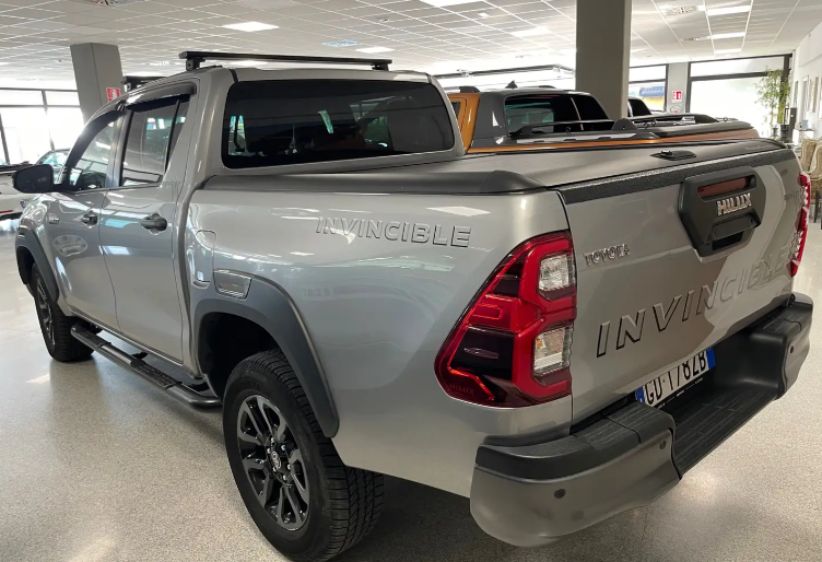 TOYOTA HILUX (01/12/2020) - 